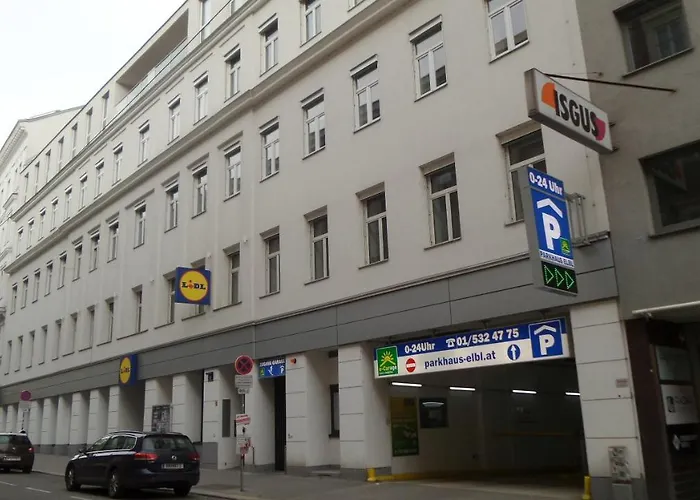 Loft #11 mit großer Loggia und Terrasse