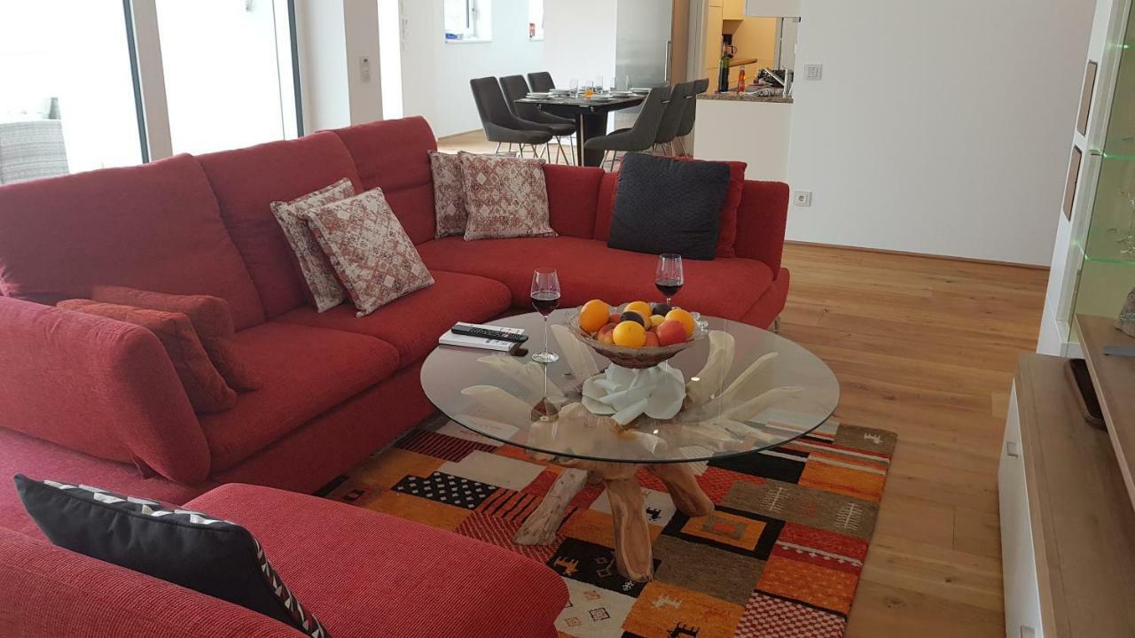 Loft #11 Mit Großer Loggia Und Terrasse Apartment *